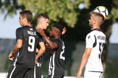 LEPE AKCIJE I DOBRI GOLOVI: Partizan srušio Honved, Suma strelac