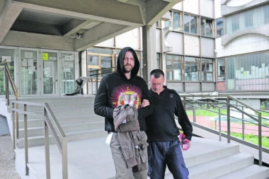 (FOTO) NOVE SMS PORUKE u slučaju Darka Kostića: SEVERINA POMAGALA KREATORU-PEDOFILU?!