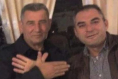 (FOTO) POSTAJE JEZIVO! UDRUŽILI SE ŠIPTARI I USTAŠE: Gotovina i Mesić pokazivali albanskog orla!