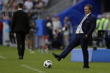 NE PLAŠI SE DA SE VRATI U ZEMLJU: Selektoru Kostarike prete smrću!