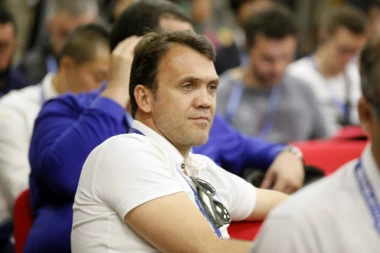 Rambo Petković pohvalio crveno - bele: Zvezdini igrači primer drugima