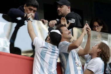 Maradona preklinje: DAJTE MI REPREZENTACIJU, DŽABE ĆU JE VODITI!