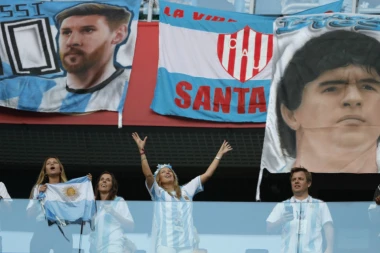 Maradona veruje u Mesija: Voleo bi finale Argentina - Španija