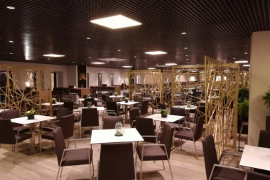 REPORTAŽA IZ MOSKVE: Kako sam drhtao u Putinovoj loži!