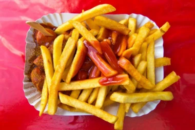 Da li ste i vi među ljudima koji iz neznanja prave OVU grešku sa kečapom?