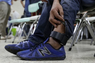 Podatak iz kategorije "Verovali ili ne": Hiljadu osuđenika čeka nanogvice