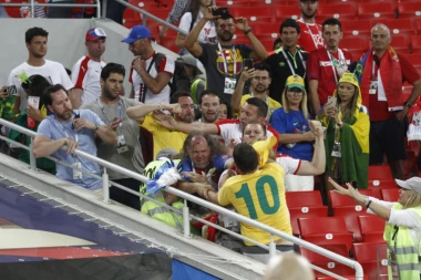 (FOTO) Tuča srpskih i brazilskih navijača!