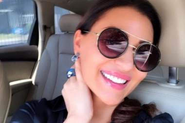 Cecina sestričina NASTUPILA NA KOLARCU!