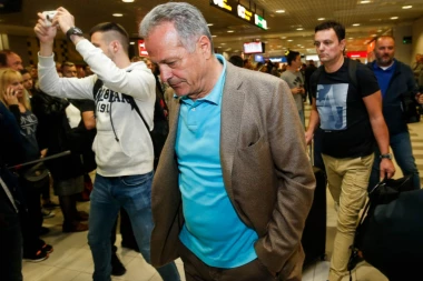 (FOTO) Dolazak "orlova" iz Rusije ostao u senci tužne vesti