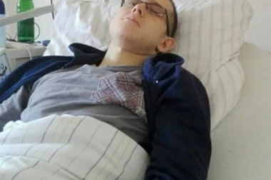 APEL! POMOZIMO STEFANU DA POBEDI OPAKU BOLEST