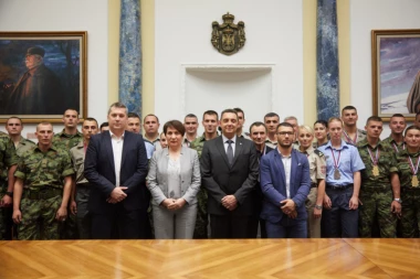 MINISTAR VULIN: ZAHVALJUJUĆI MOZZARTU, VOJNI SPORTISTI VIŠE NEĆE PROPUŠTATI TAKMIČENJA