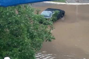 (VIDEO) VANREDNO I U SVILAJNCU: Od poplava ugroženo 5 sela, spremna mehanizacija da odbrani kuće