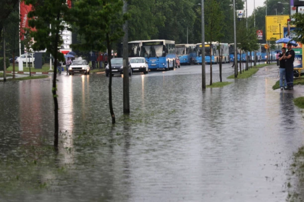 VANREDNA SITUACIJA I U ĆUPRIJI: Ogromnu štetu napravilo izlivanje vodotokova