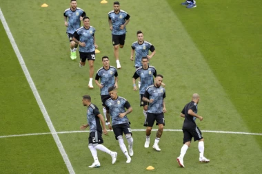 Argentinci - Svako na svoju stranu