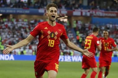 Januzaj smiruje strasti: NIKAD NE MEŠAM SPORT I POLITIKU!
