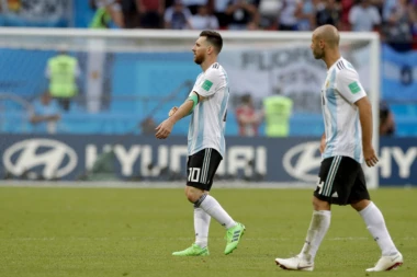 (VIDEO) ODLEPIO: Argentinac slomio TV posle poraza od Francuske!