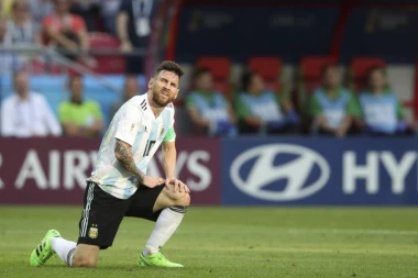 Indijac preminuo pokušavajući da imitira Mesija!