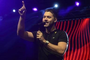 STEFAN ŽIVOJINOVIĆ NAM SE POŽALIO: Malo mi prilaze devojke, trebalo bi više