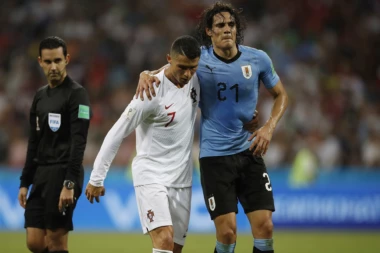 URUSI SE TRESU: Kavani pod znakom pitanja za Francusku