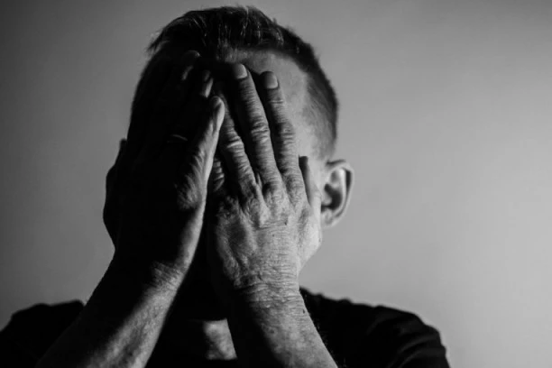 Na boga ne misle! Izvršitelji udaraju na tešku sirotinju: Bolesnom Nenadu uzimaju poslednje dve ovce!