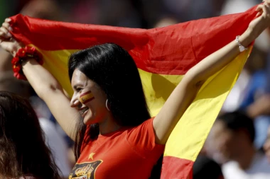 FURIJA JE BAŠ STRAŠNA: Špancima derbi, Švajcarci se poigravali sa Islandom!