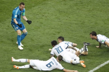 DOMAĆIN SA KREČA DO SENZACIJE: Penali Rusima majka, a Špancima maćeha!