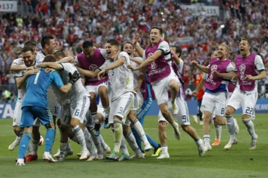 (VIDEO) Ne ide se svaki dan u 1/4 finale SP: Ovako su Rusi proslavili veliki uspeh!