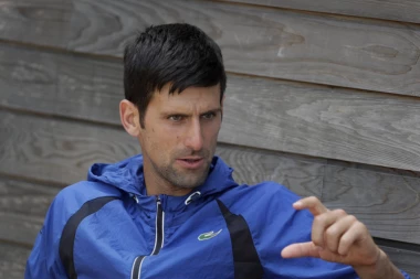 NOLE STARTUJE NA VIMBLDONU: Evo kada će Đoković izaći na teren!