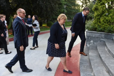 NORVEŠKA PREMIJERKA: Ulaskom u EU, Srbi neće izgubiti svoj identitet