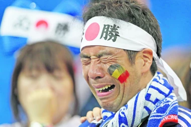 HARAKIRI: Ceo svet plače za Japancima