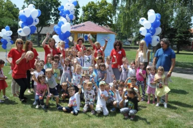 Podrška Imleka lokalnoj zajednici: Moja Kravica zabavno-edukativni park na poklon vrtiću u Padinskoj Skeli