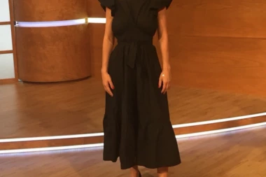 Stižu ponude: OVAJ PEVAČ BI DUET S KIJOM!