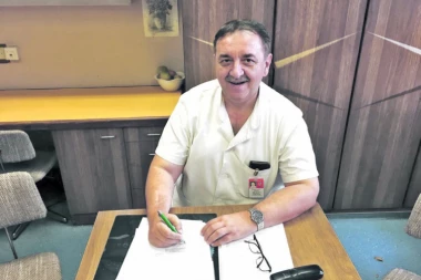 VANSERIJSKI PODVIG HIRURGA SA VMA: Ženi iz stomaka izvadili tumor od 18 kilograma!