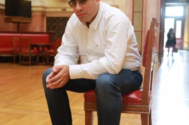 ĐUKA PRETI MILU ĐUKANOVIĆU: Nemoj da se iznenadite ako se srpska vojska nađe u Crnoj Gori da je OSLOBODI!