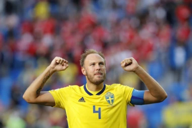 Kapiten Švedske postao otac uoči duela sa Englezima!