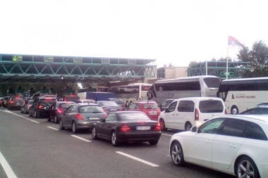 MAĐARSKA STAVLJA KATANAC: Zatvaraju se granični prelazi