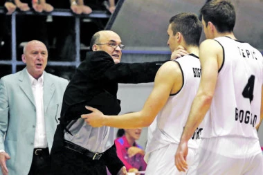 BOGDANOVIĆ PRIZNAO: Ne čujem se sa Vujoševićem!