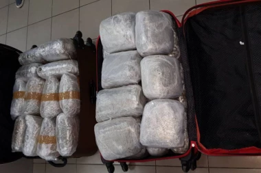 Zaplenjeno 3,2 kilograma marihuane u Kraljevu