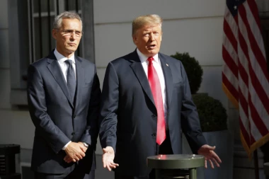 Stoltenberg hvalio Trampa, Tramp se pohvalio na Tviteru