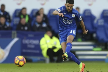 (FOTO) Jaki kao crna zemlja: SITI PREDSTAVIO NOVO POJAČANJE!