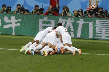 LUDNICA NA "VEMBLIJU": Kejn poslao Hrvate u niži rang!