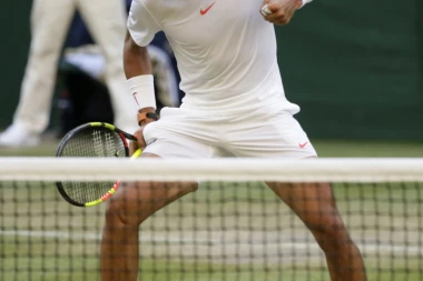 TENISKI KLASIK: Nadal na Đokovića u polufinalu Vimbldona!