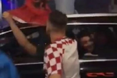 OTKRVENO: "Hrvat" koji je oteo Albancima zastavu je SRBIN i u velikom je problemu!