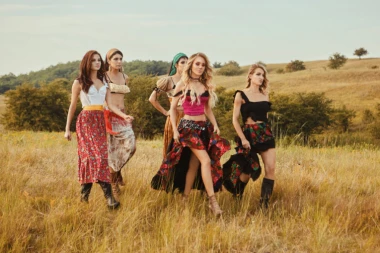 VELIKI PROJEKAT: Jovana Nikolić se VRAĆA NA SCENU!