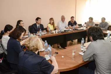 Kineska delegacija u Srbiji: OVE METODE LEČENJA TEK ĆE ZAŽIVETI U SRBIJI