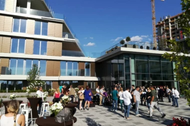 "BEOGRAD NA VODI" IZAZVAO RAT! Jovanović: Prestonica postala privatna svojina; Vesić: Boli vas izgradnja