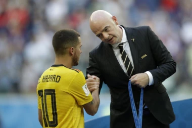 AZAR: Istorijski uspeh