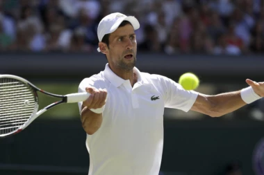 Mučio se, ali slavio: Đoković u drugom kolu Sinsinatija