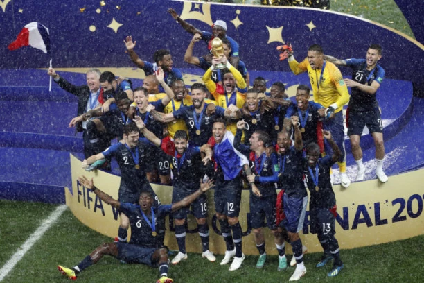 KORONA POKOSILA SVETSKE ŠAMPIONE: Dešan i Francuzi u problemu!