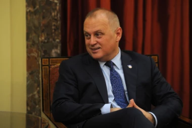 VESIĆ: Beograd na vodi će biti novi centar grada!